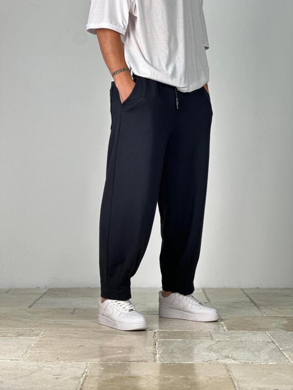 Double Paça Detaylı Siyah Pantolon - Image 1