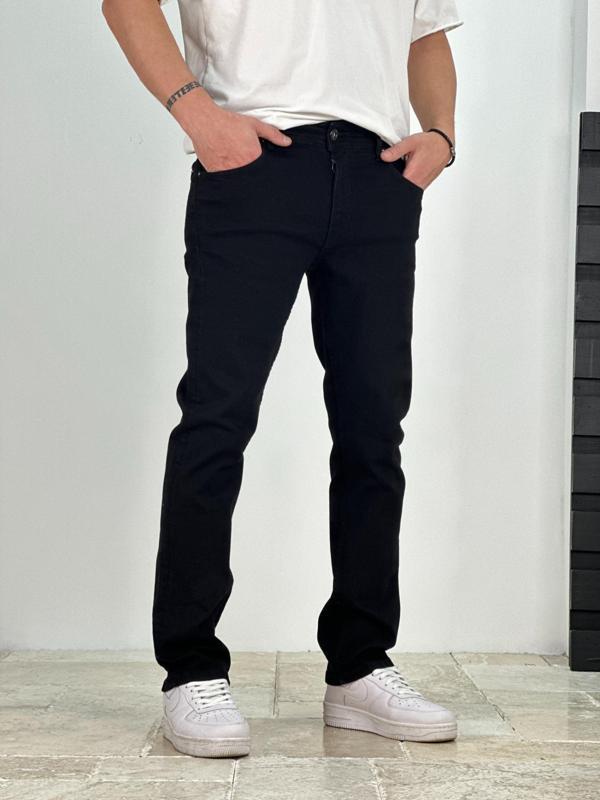 Premium Kalite Regular Kalıp Siyah Likralı Kot Pantolon - Image 1
