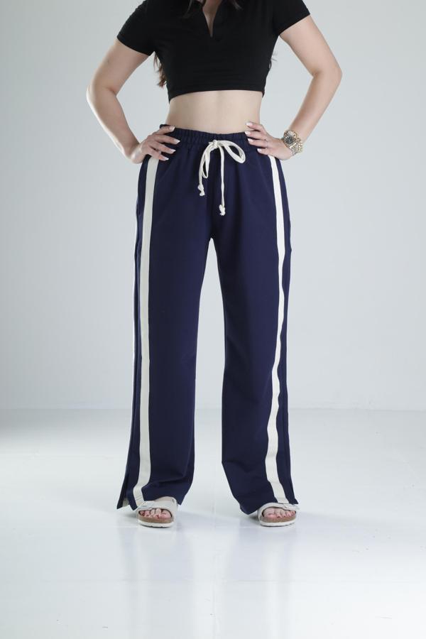 Yan Şerit Detaylı Lacivert Oversize Eşofman - Image 1