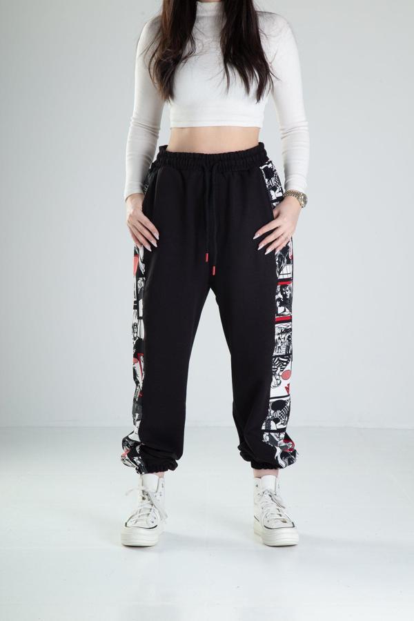 Çizgi Roman Desenli Siyah Jogger - Image 1