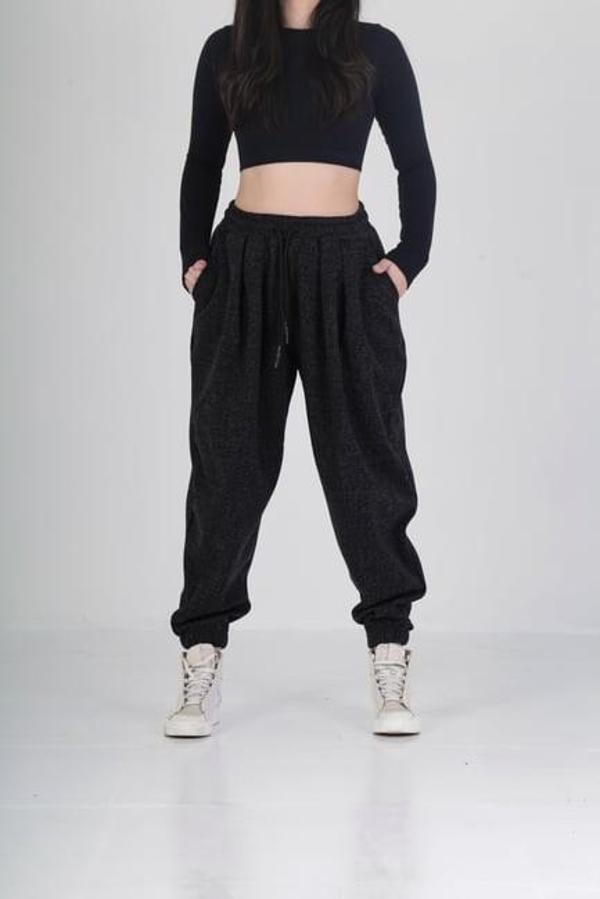 Gri Nokta Pileli Jogger - Image 1