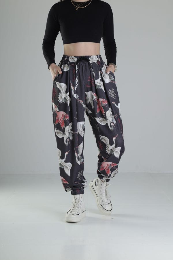 Chinese Kuş Desenli Pileli Jogger - Image 1