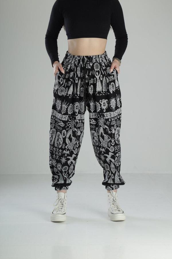 Etnik Desenli Pileli Jogger Pantolon - Image 1