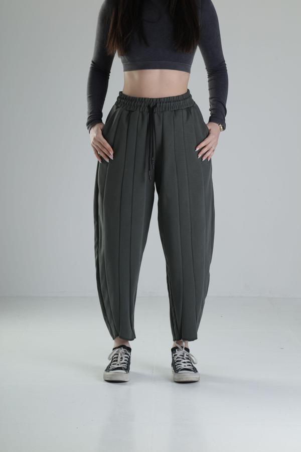 Likralı Yeşil Tasarım Pantolon - Image 1