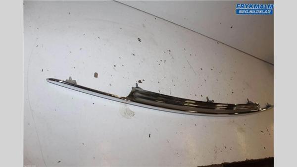 Renault Megane I 1996- Bagaj Kapağı Nıkelaj Çıtası  (Oem No:7700430224) - Image 1
