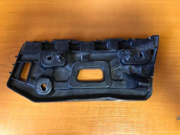 Renault Dacia Dokker - Lodgy 2010- Ön Tampon Braketi Ön Sağ  (Oem No:622224036R) - Image 1