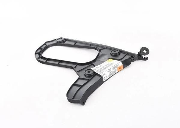 Tampon Bağlantı Braketi A3 2013-2016 Sedan Arka Sol (Oem No:8V5807377) - Image 1