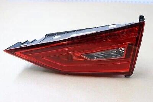 Vw A3 2013- Stop Lambası İç Sağ Sedan (Oem No:8V5945094) - Image 1