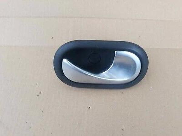 Renault Megane - 2 2003- Kapı İç Açma Kolu Sağ Sıyah (Oem No:8200028486) - Image 1