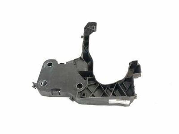Renault Megane Iı 2007- Far-Tampon Bağlantı Ayagı L  (Oem No:8200137495) - Image 1