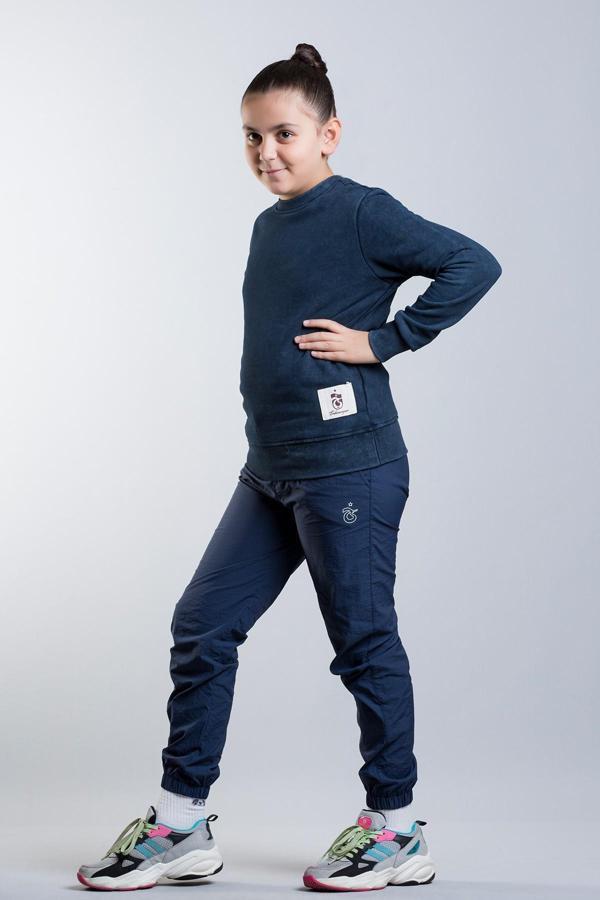 SWEAT YIKAMALI - Image 1