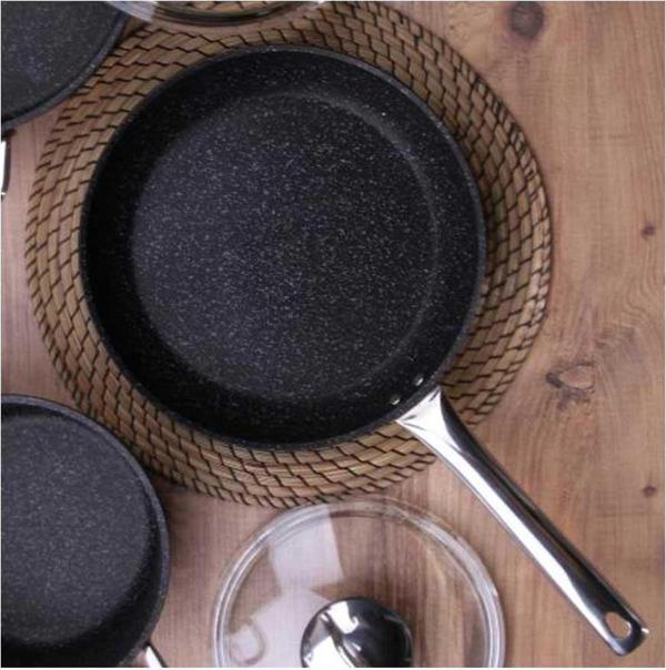 Falez Black Line Granit Döküm 24 cm Tava Siyah - Image 1