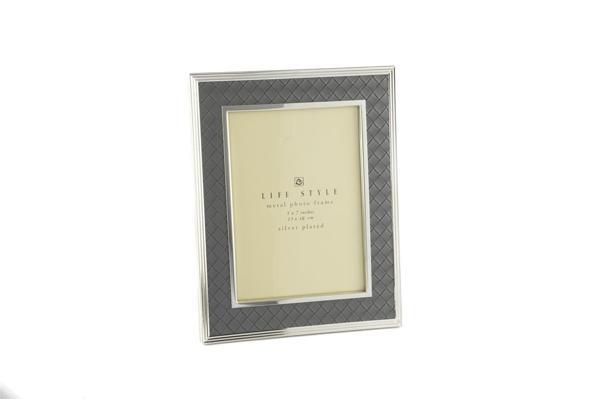 Mikasa Moor Gri Gümüş Deri Çerçeve 13x18cm - Image 1