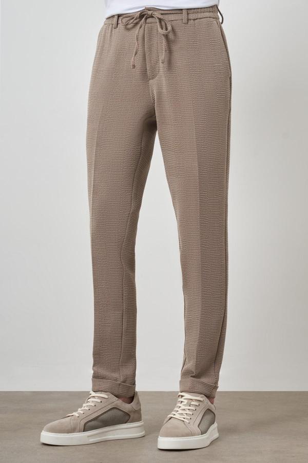  Erkek Bej Trend Slim Fit İpli Jogger Pantolon - Image 1