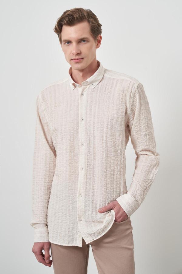  Erkek Bej Pamuk Trend Slim Fit Düğmeli Yaka Gömlek - Image 1
