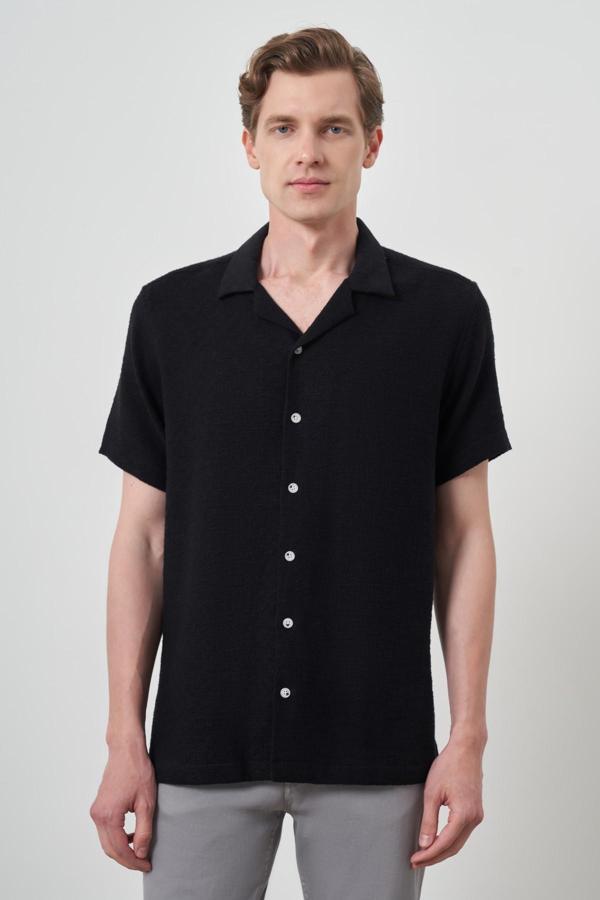  Erkek Siyah Trend Keten Regular Fit Apaş Yaka Kısa Kol Gömlek - Image 1