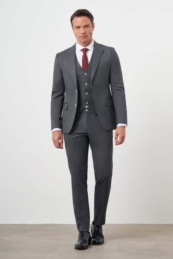  Erkek Füme Poliviskon Trend Yelekli Çizgili Desen Slim Fit  Sivri Yaka Takım Elbise - Image 1