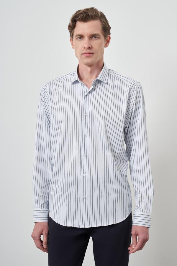  Erkek A-Beyaz Trend Çizgili Slim Fit İtalyan Yaka Gömlek - Image 1