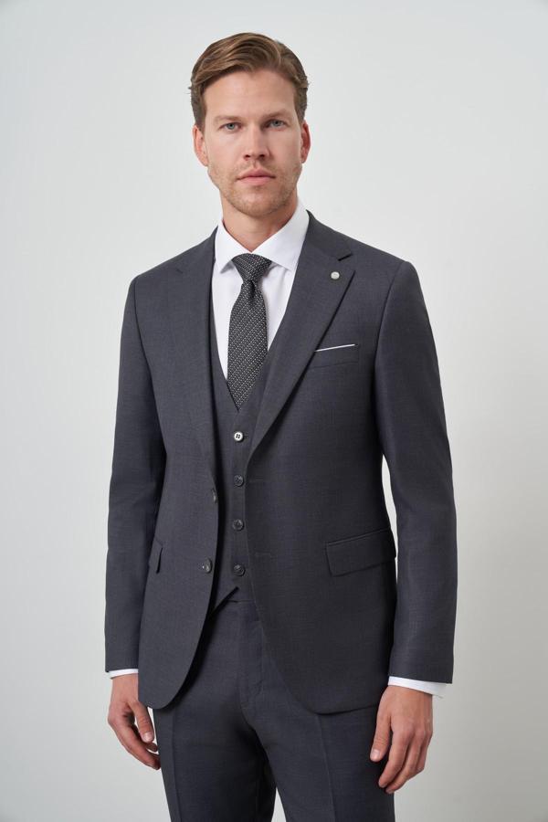  Erkek Füme Poliviskon Slim Fit Yelekli Mono Yaka Takım Elbise - Image 1