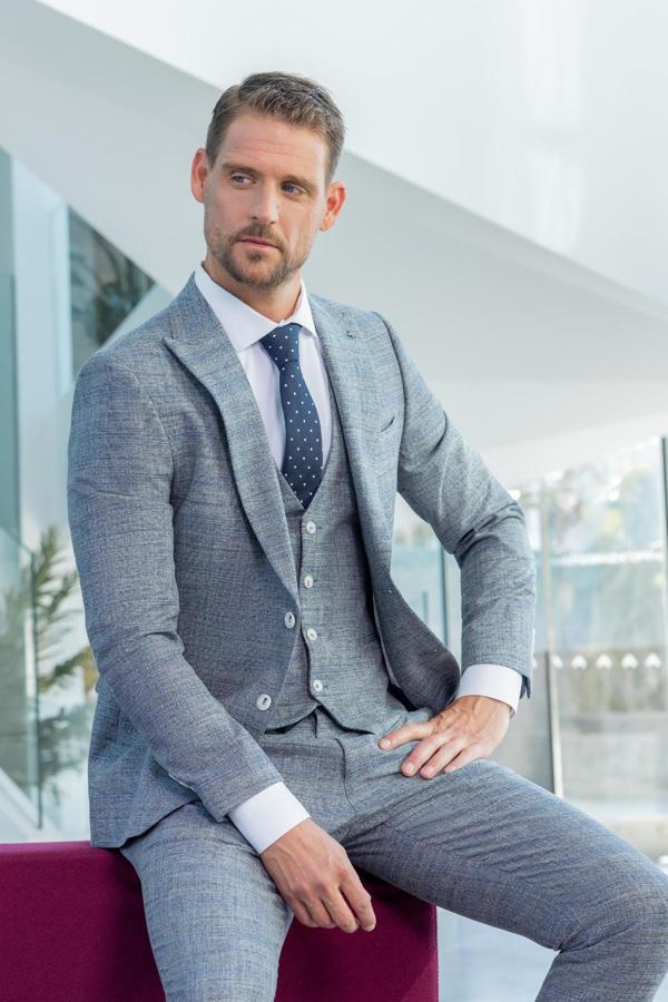  Erkek Lacivert Poliviskon Trend Yelekli Desenli Slim Fit Sivri Yaka Takım Elbise - Image 1