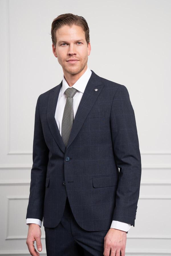  Erkek Lacivert Yünlü Slim Fit Sivri Yaka Takım Elbise - Image 1