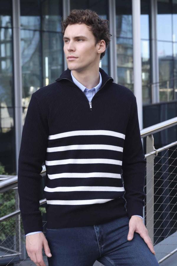  Erkek Lacivert Trend Çizgili Fermuarlı Dik Yaka Dynamic Fit Rahat Kesim Triko - Image 1