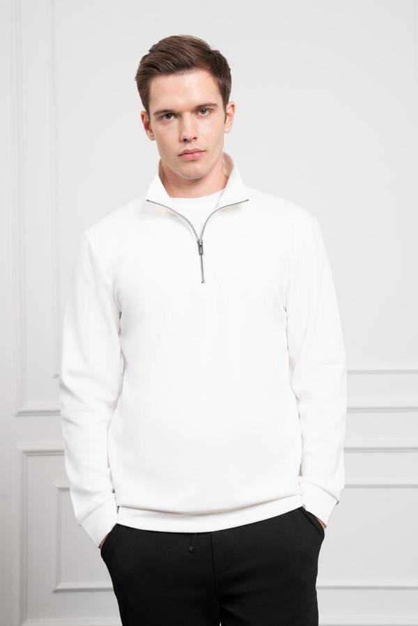  Erkek Ekru Femuarlı Bato Yaka Dynamic Fit Rahat Kesim Sweatshirt - Image 1