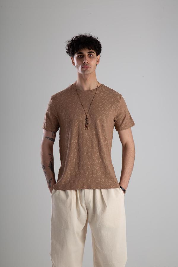 Jakarlı Kahve Örme T-Shirt - Image 1