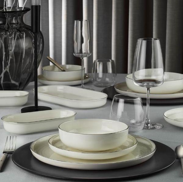 Kütahya Porselen Bone Moderna 52 Prç 12 Kişilik Yemek Takımı Platin File - Image 1