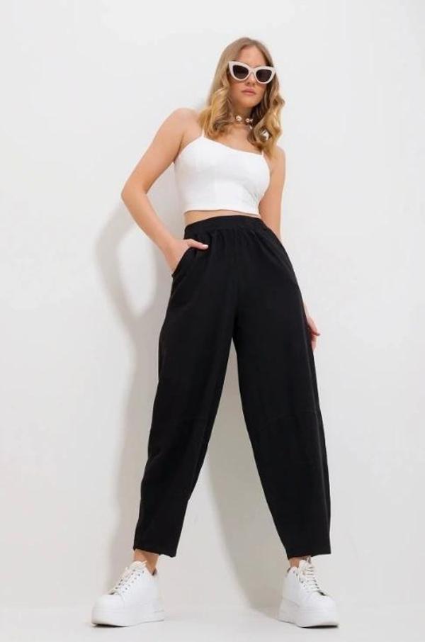 Kadın Siyah Gabardin Şalvar Pantolon – Lastikli Bel, Cepli, Rahat Kesim - Image 1