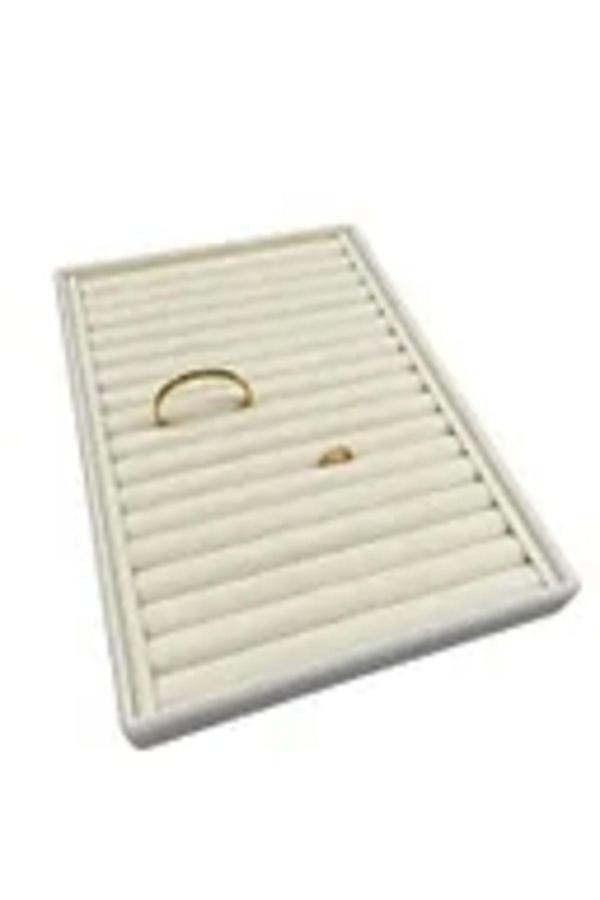 Megass Dekor Yerli Üretim Büyük Boy Süet Kumaş Krem Renk 34 Cm / 24 Cm Dikine Sosisli Yüzük Sergileme Standı - Image 1