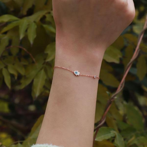 Fatma Ana El  Figürlü Zirkon Taşlı Mine İşli Rose Gold Kaplama Gümüş Bileklik - Image 1