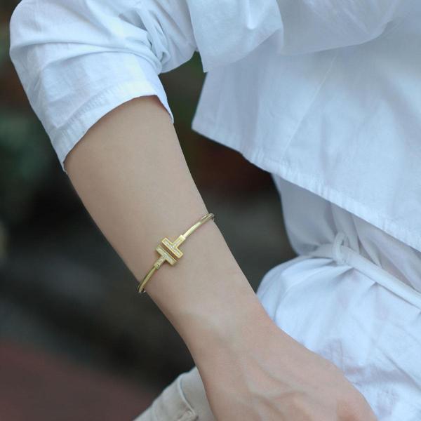 Tffny Model Gold Kaplama Gümüş Kelepçe - Image 1