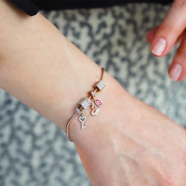 Pndr Charmlı Rose Gold Kaplama Gümüş Bileklik - Image 1