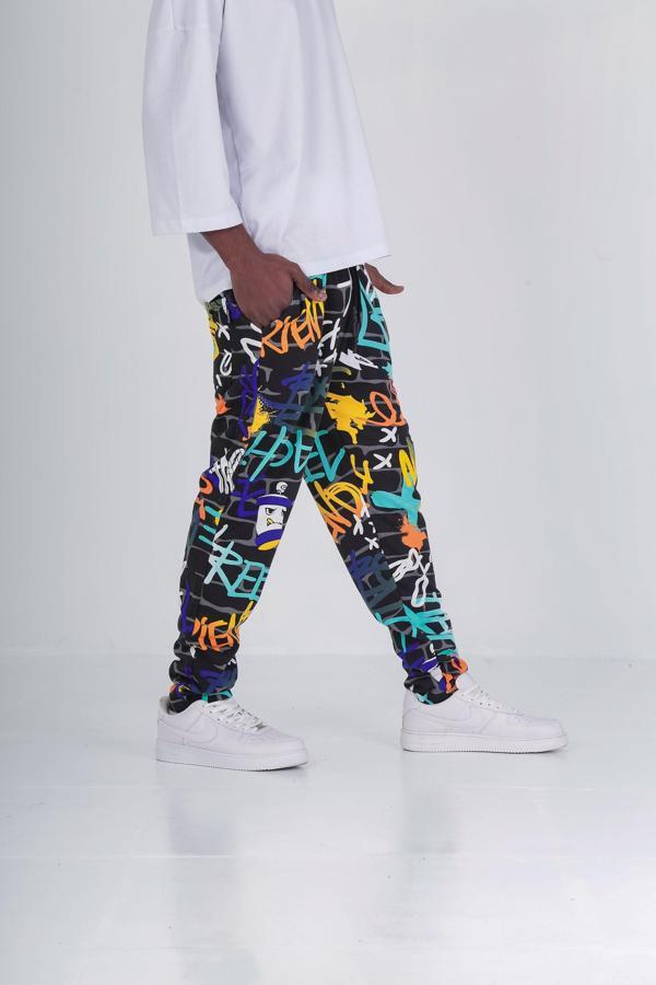 Renkli Grafiti Desenli Baget Pantolon - Image 1