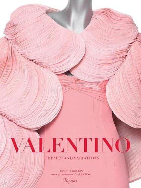 Valentino: Couture - Random House - Image 1