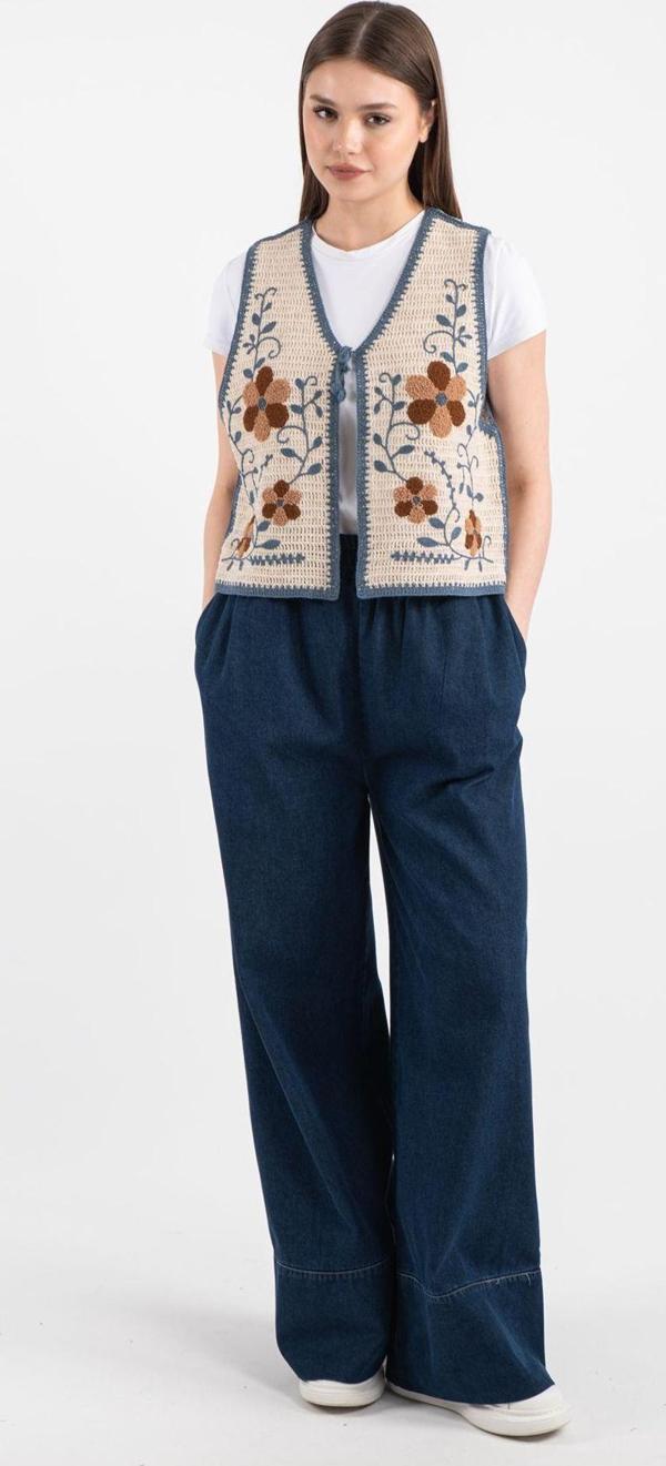 Hatun Atila Hatunatila Etnik Desen Önü Bağcıklı Süzine Örgü Triko Yelek - Image 1