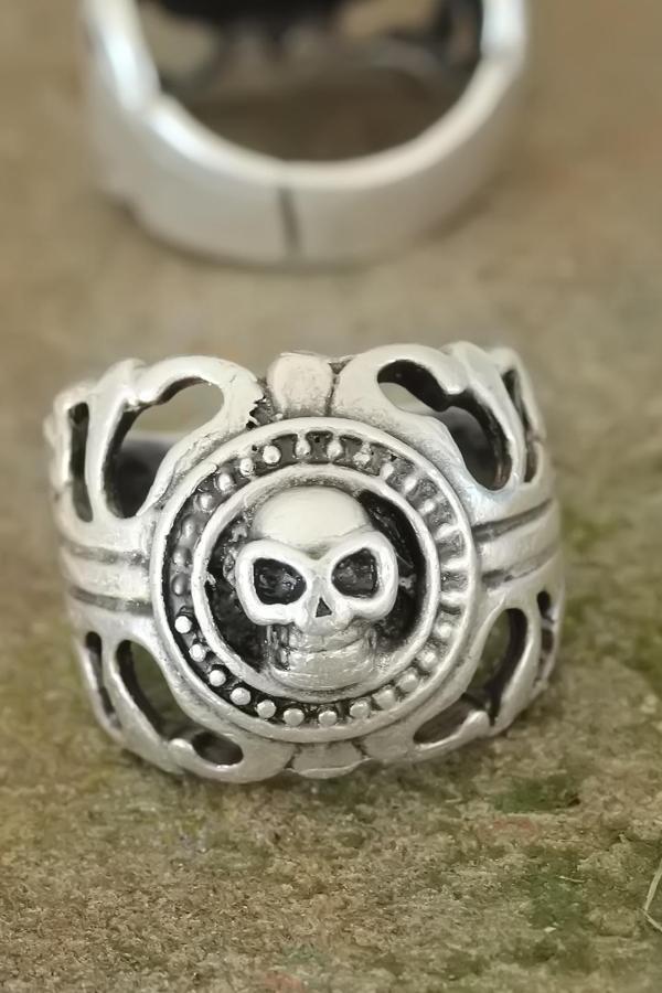 Bakımlı Erkek için Ayarlanır Antik Silver Metal Kurukafa Yüzük - Image 1