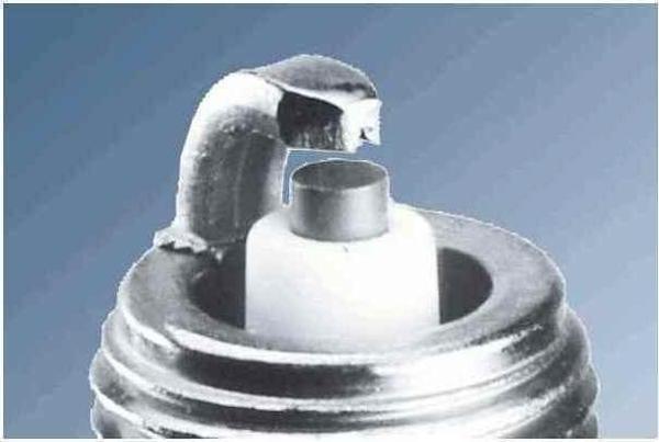 7700500048 Bujı Wr8dcx + ( Renault : Express / Lada : Nıva / Opel ) Bos-0242229656-mar - Image 1