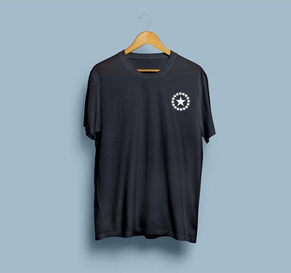 Oversize Yıldız Çemberi tasarım Cep üstü unisex T-shirt - Image 1