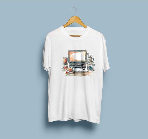 Oversize Kahve / Cep telefonu / Laptop tasarım unisex T-shirt - Image 1