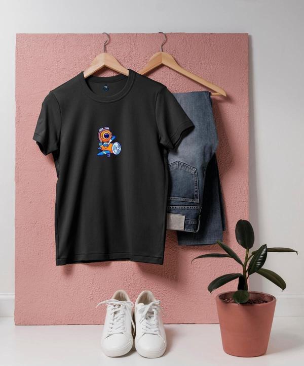 Oversize Uçak Pilotu Mini Dalgıç tasarım unisex T-shirt - Image 1