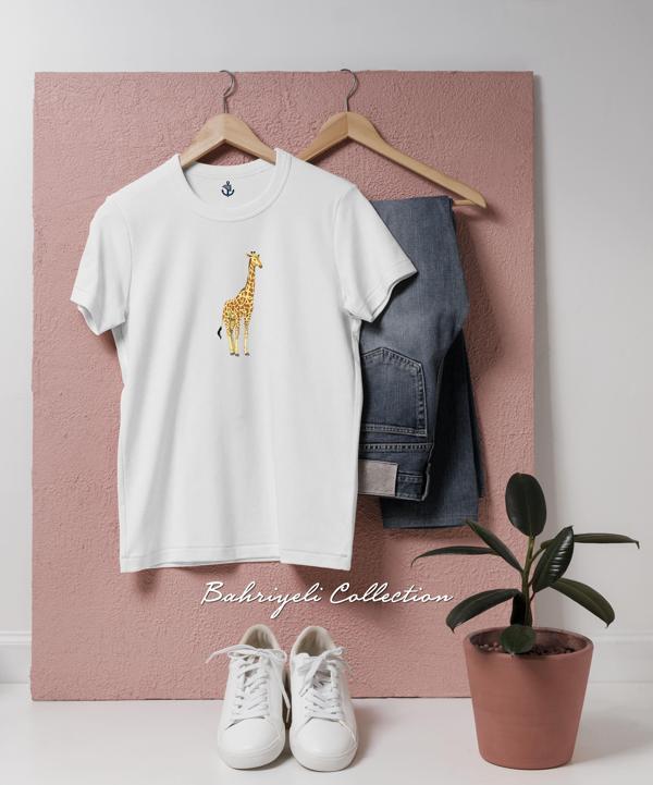 Oversize zürafa giraffe Tasarımlı Unisex T-Shirt - Image 1