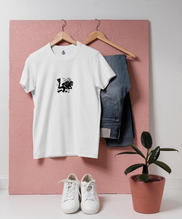 Oversize Birinci Sınıf Dalgıç / Diver 8 Tasarım unisex T-shirt - Image 1