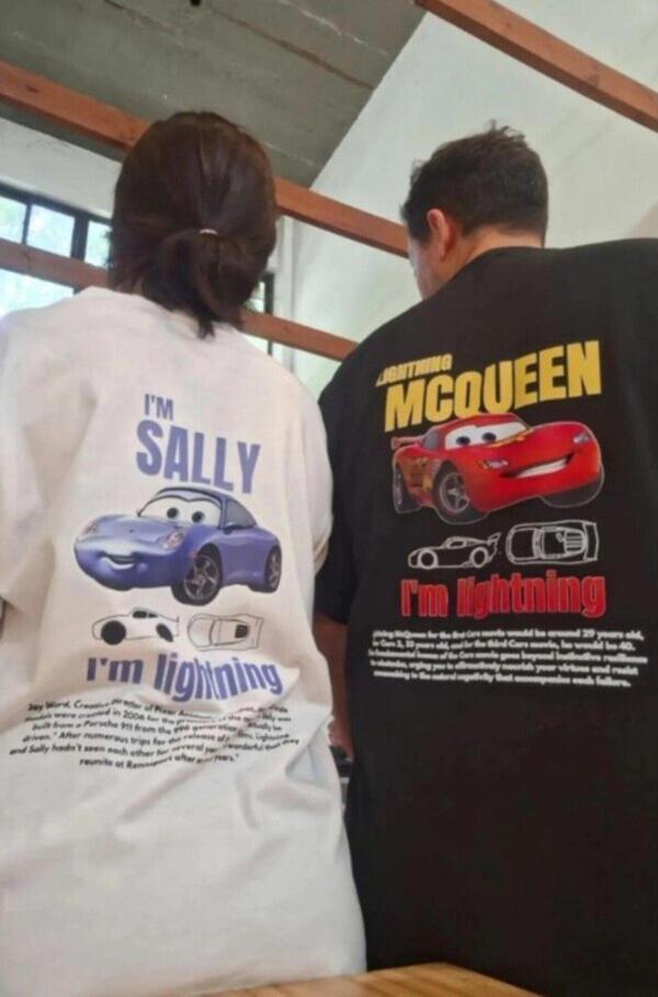Oversize Sally ve Mcqueen Çift tasarım T-shirt - Image 1