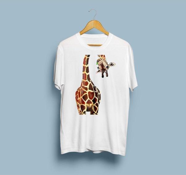 Oversize Zürafa Tasarım Unisex T-shirt - Image 1