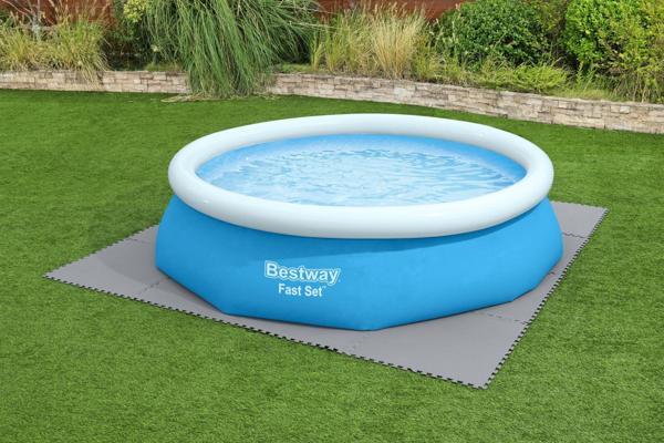 Bestway® 78 cm x 78 cm Parçalı Zemin Koruyucu Mat, 9 lu Paket - Image 1
