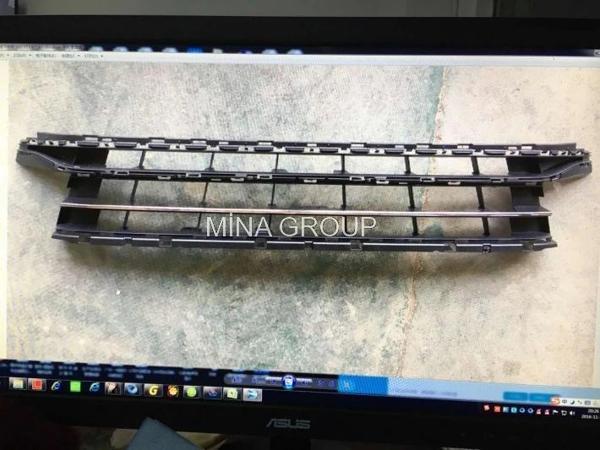 Vw Passat 2013- Tampon Panjurusı Orta Kromlu (Oem No:3G0853671K) - Image 1