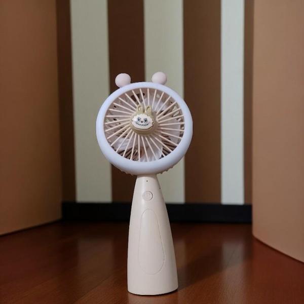 USB TAŞINABİLİR VANTİLATÖR MİNİ FAN IŞIKLI 3 KADEMELİ CAPYBARA EL VANTİLATÖRÜ - Image 1