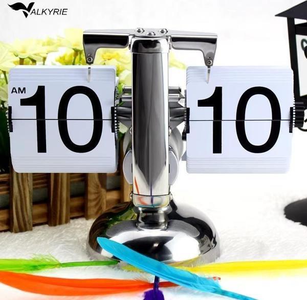 Valkyrie Retro Metanik Yaprak Saat Ev Ofis Masa Saati Paslanmaz Çelik Tek Bacak Siyah - Image 1